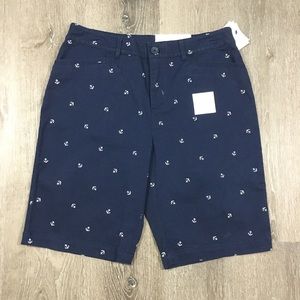 Croft and Barrow navy Bermuda shorts w/ anchors